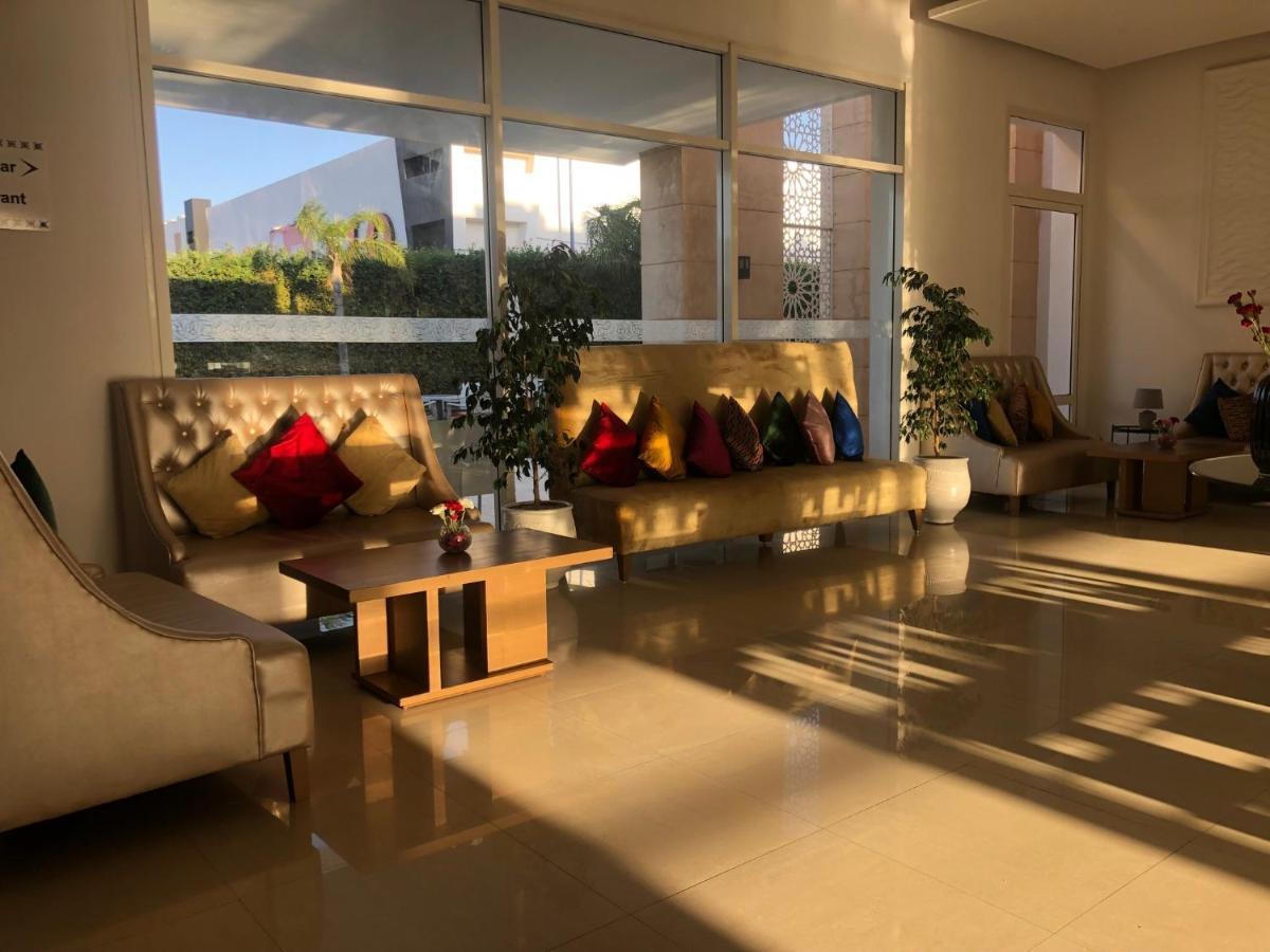 Relax Hotel Oujda Bagian luar foto