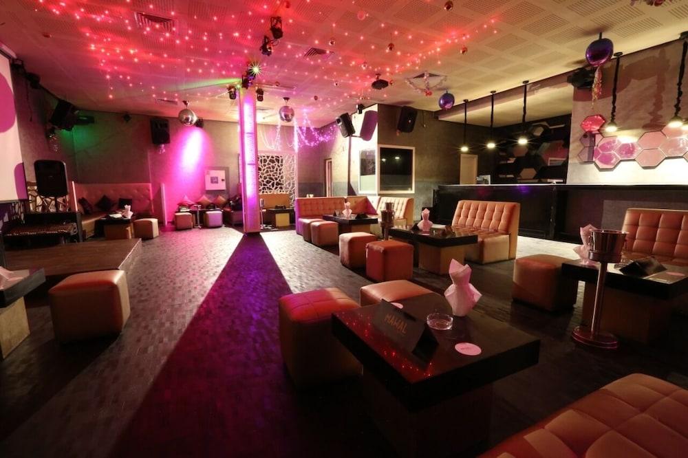 Relax Hotel Oujda Bagian luar foto