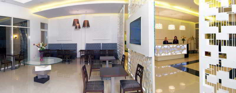 Relax Hotel Oujda Bagian luar foto