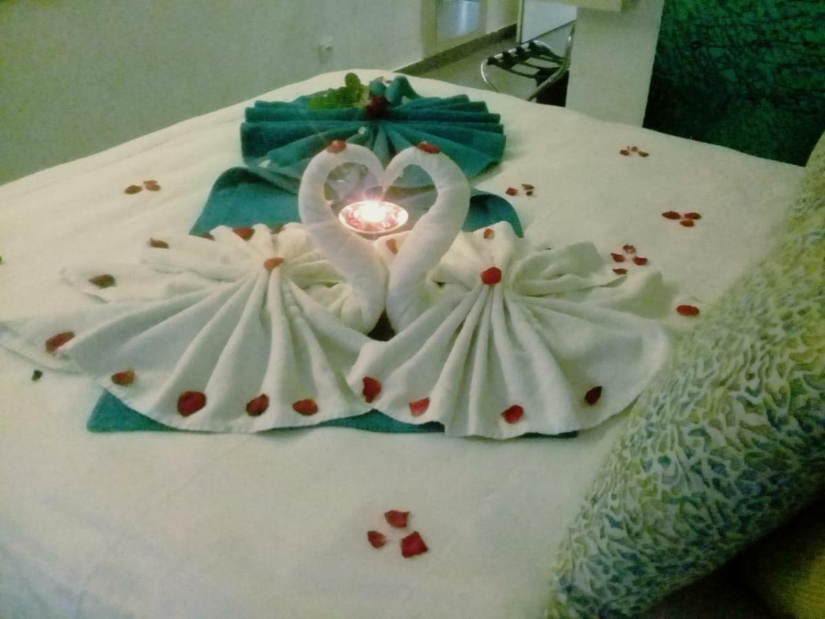 Relax Hotel Oujda Bagian luar foto